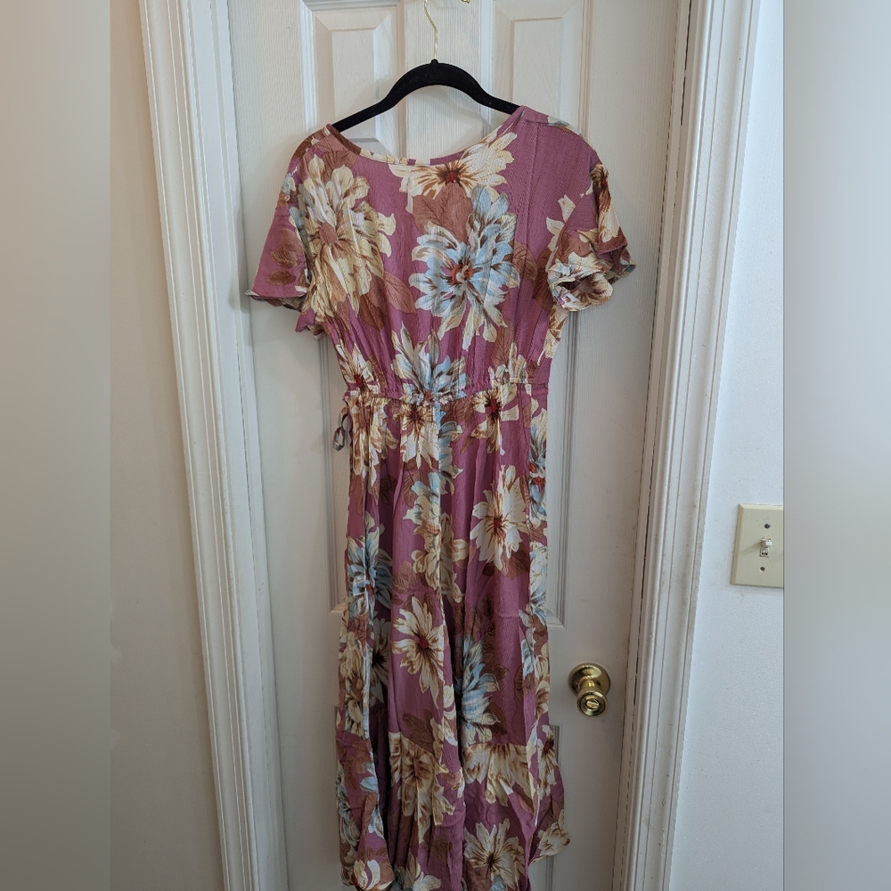 Band of the Free Liza Mauve Floral Wrap Maxi Dress NWT - Picture 10 of 11
